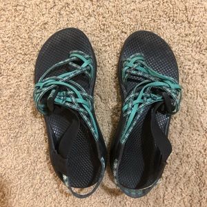 Chacos!
